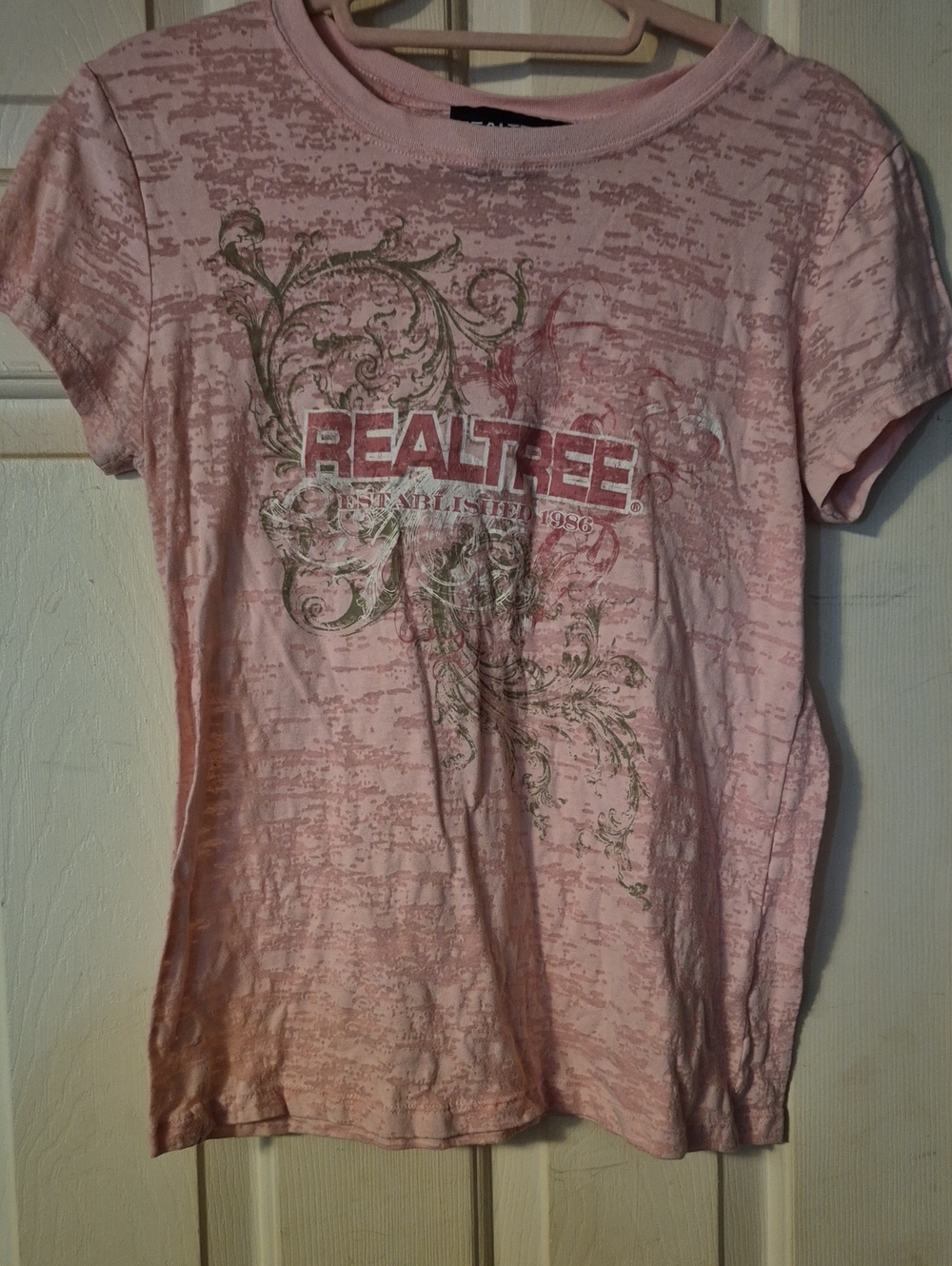 Realtree Pink Sheer Short-Sleeve Graphic Tee with Green Accent